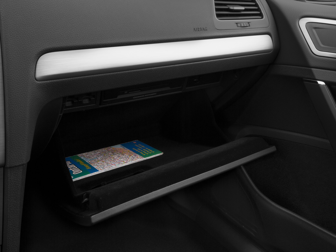 2017 Volkswagen Golf Wolfsburg Edition