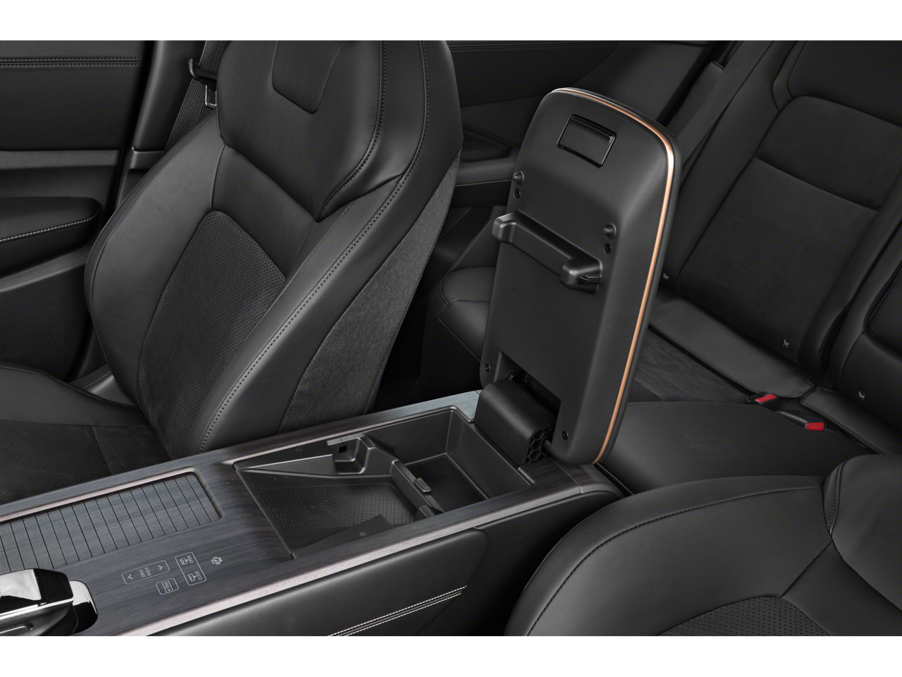 2024 Nissan ARIYA EVOLVE+