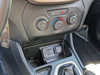 2017 Jeep Cherokee Altitude