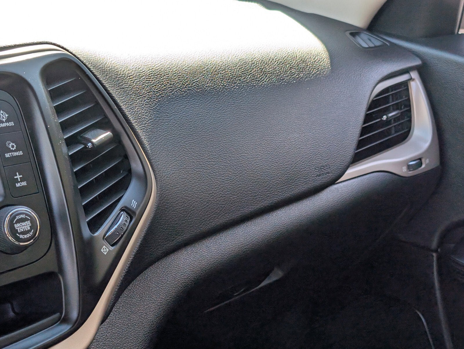 2017 Jeep Cherokee Altitude