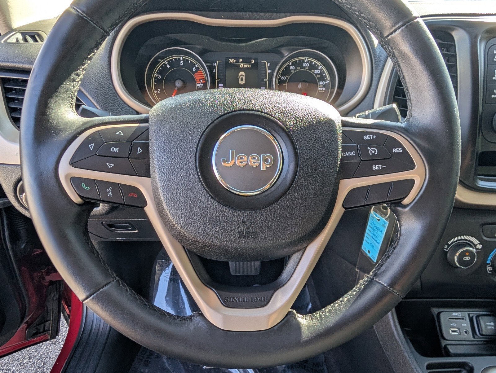 2017 Jeep Cherokee Altitude