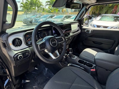 2025 Jeep Wrangler Sahara