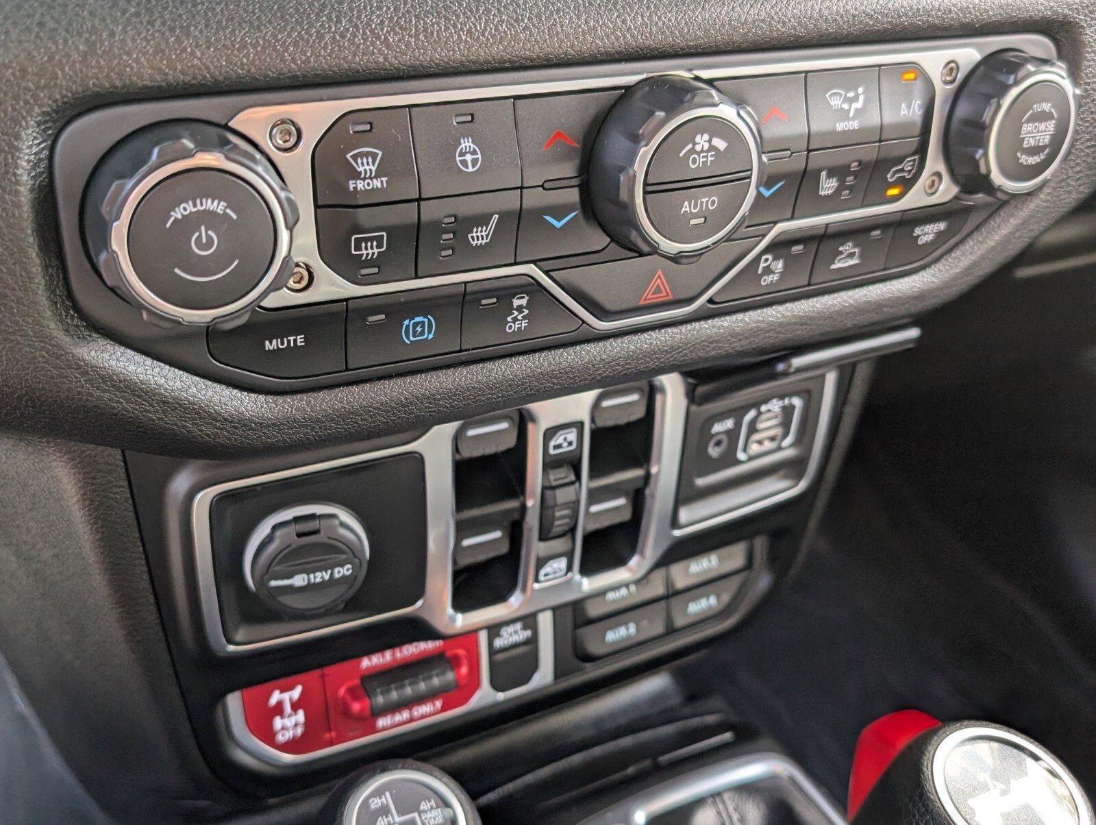 2025 Jeep Wrangler 4xe Willys