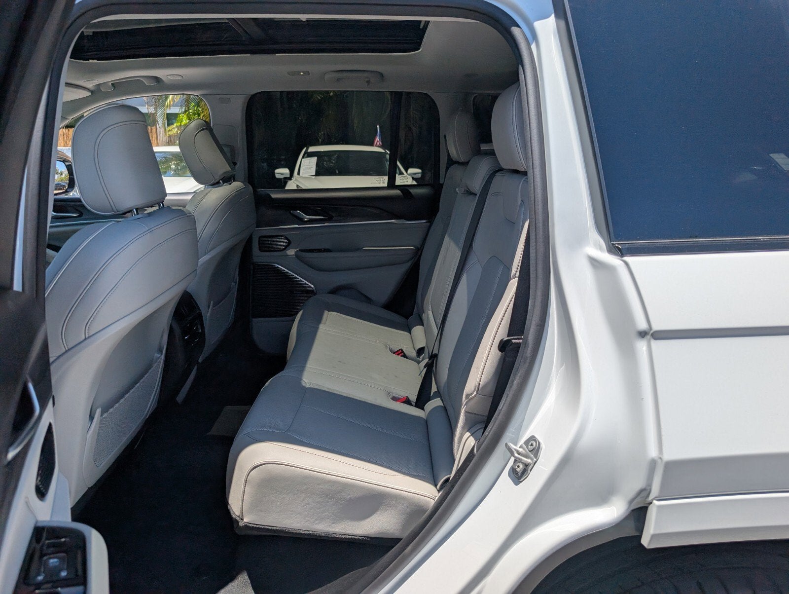 2022 Jeep Grand Cherokee 4xe Overland
