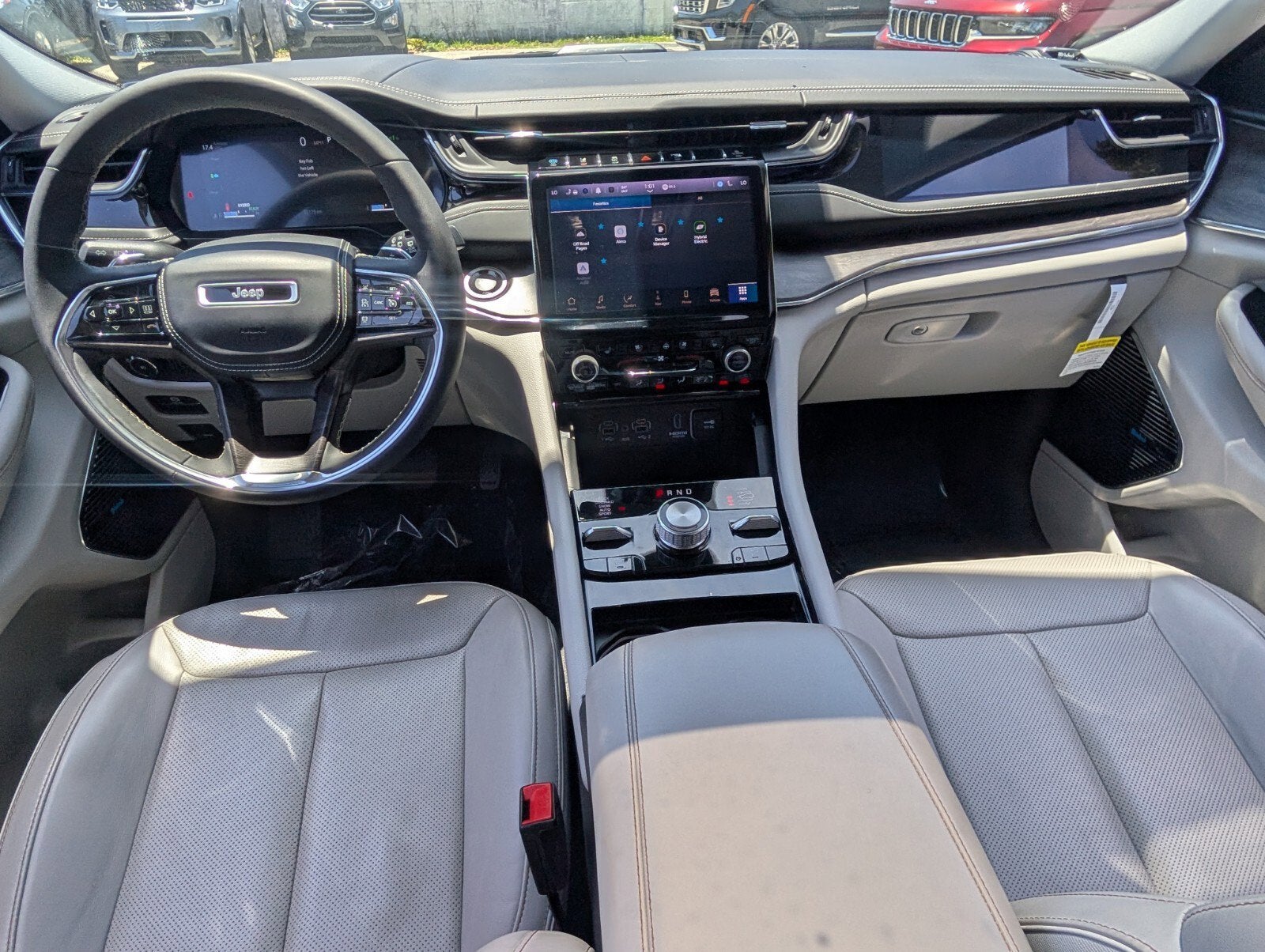 2022 Jeep Grand Cherokee 4xe Overland