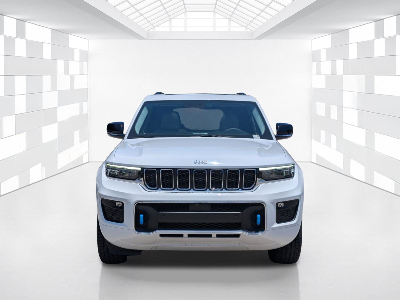 2022 Jeep Grand Cherokee 4xe Overland