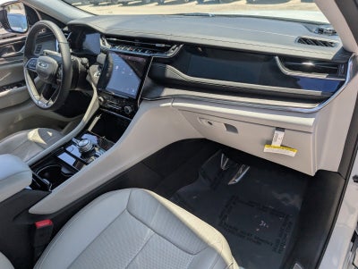 2022 Jeep Grand Cherokee 4xe Overland