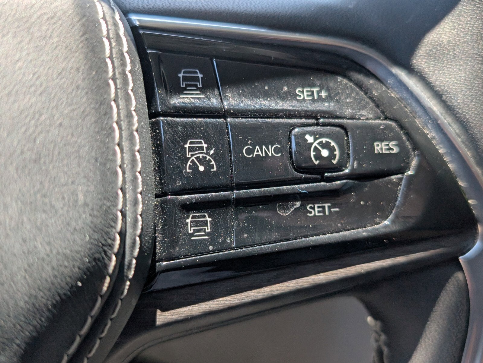 2022 Jeep Grand Cherokee 4xe Overland