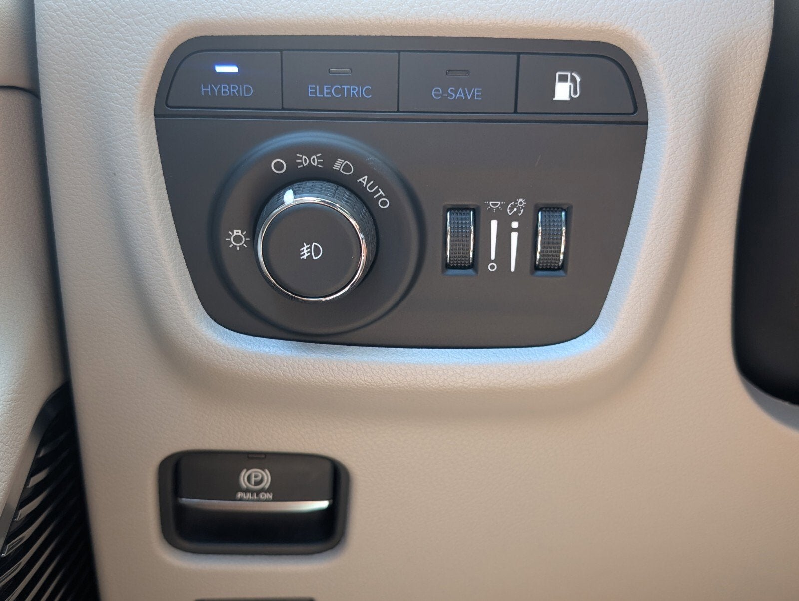 2022 Jeep Grand Cherokee 4xe Overland