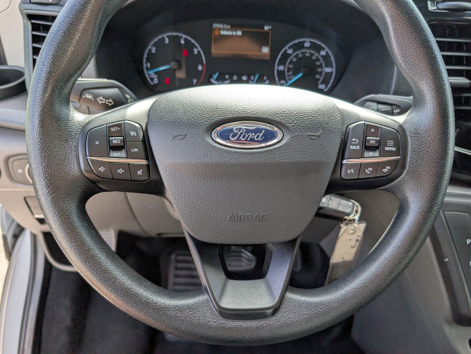 2023 Ford Transit Passenger Wagon XLT