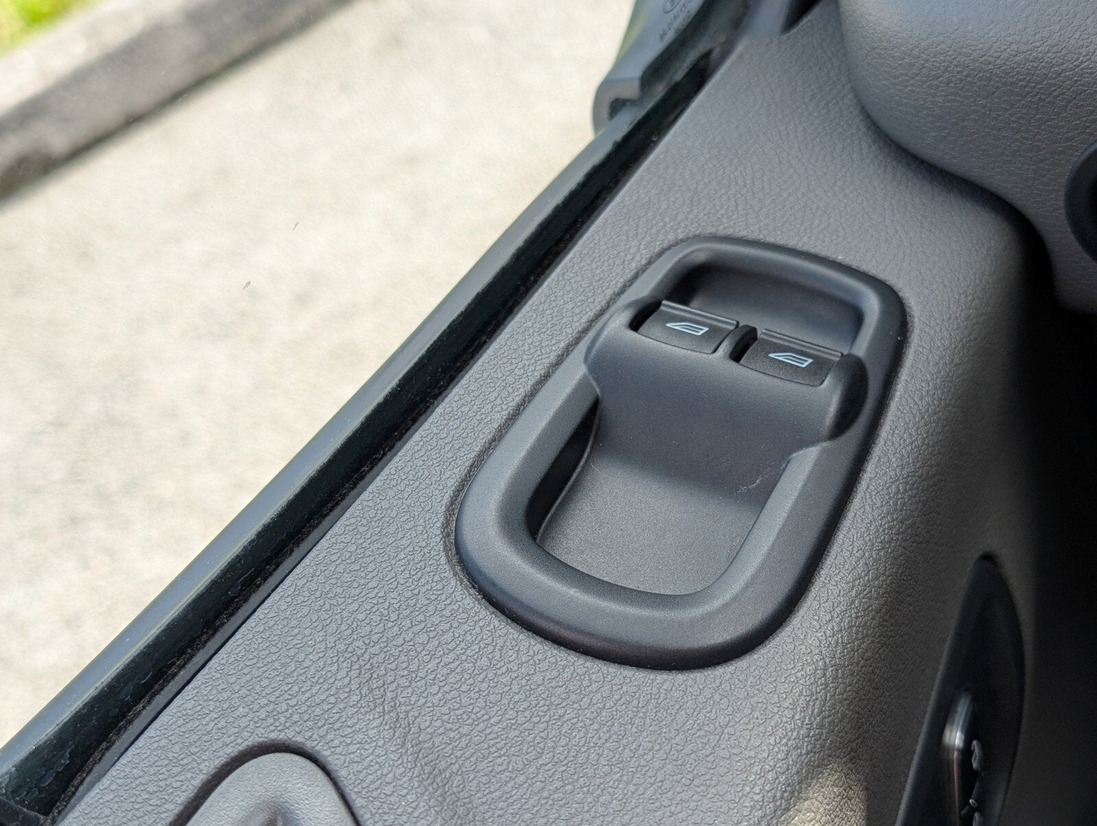 2023 Ford Transit Passenger Wagon XLT