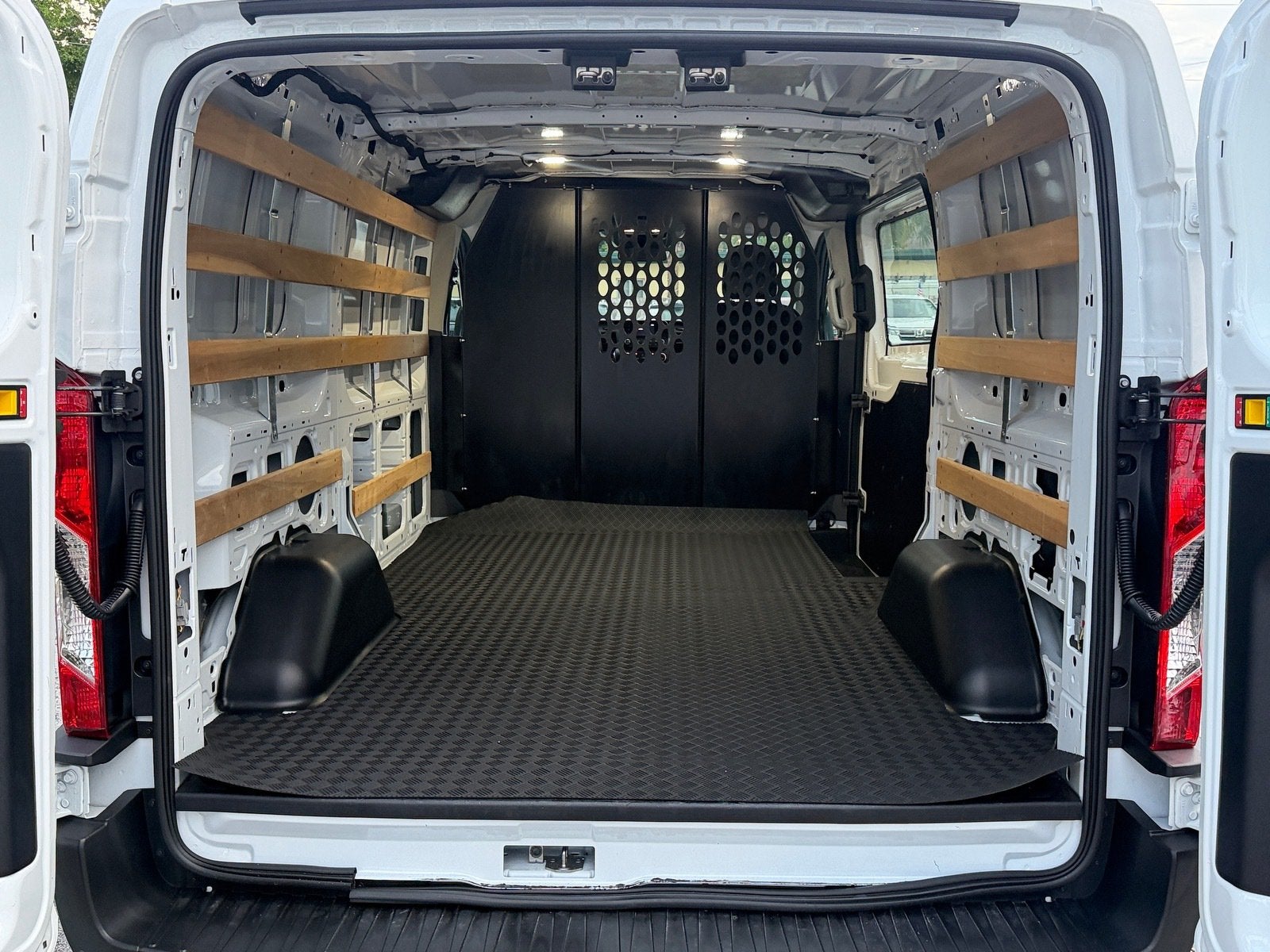 2025 Ford Transit Cargo Van Base