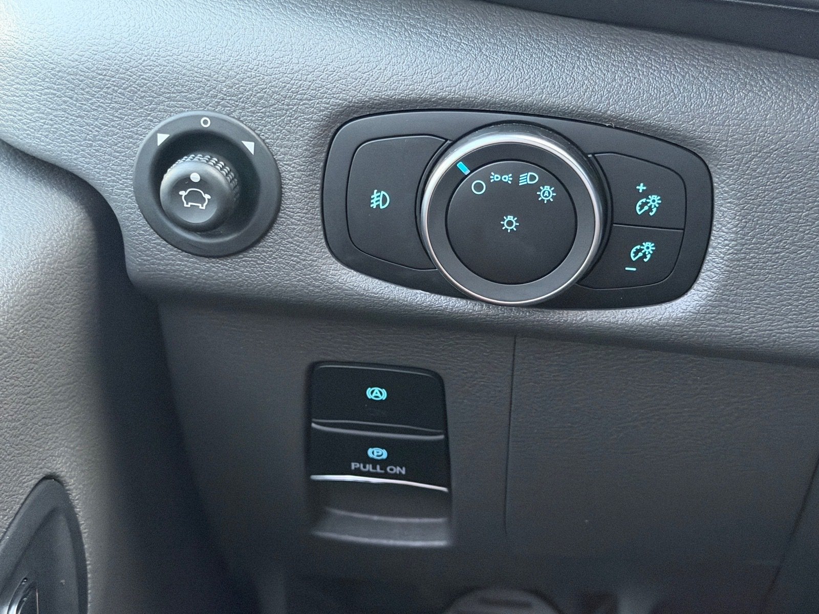 2025 Ford Transit Cargo Van Base