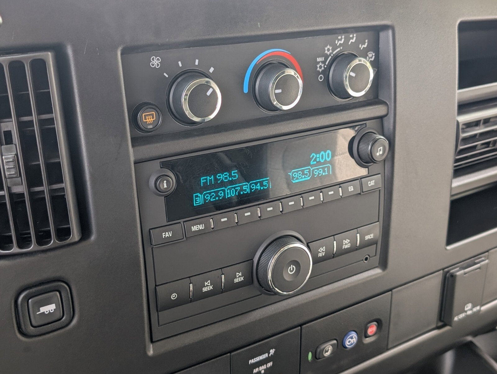 2023 Chevrolet Express Passenger LS