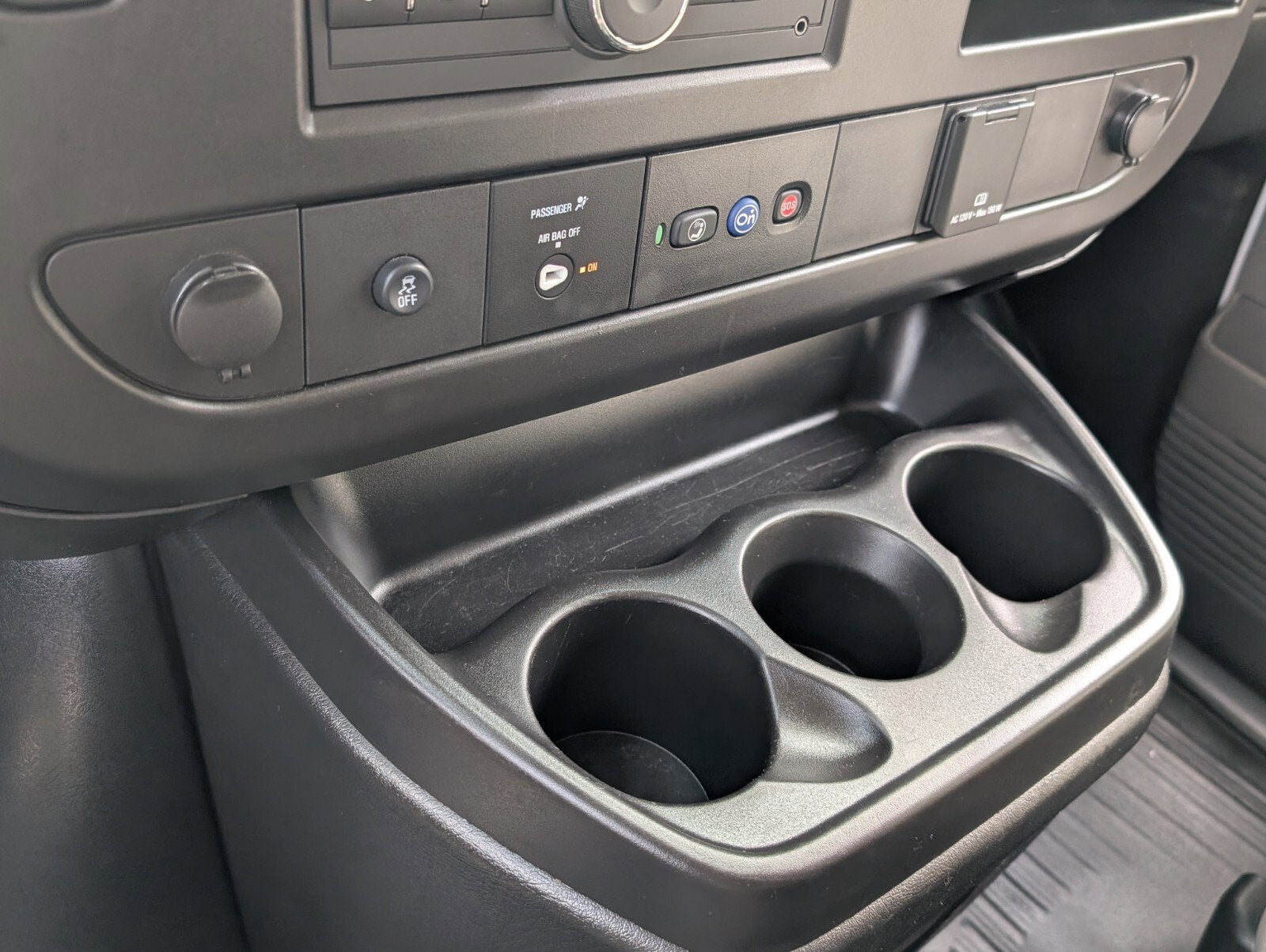 2023 Chevrolet Express Passenger LS