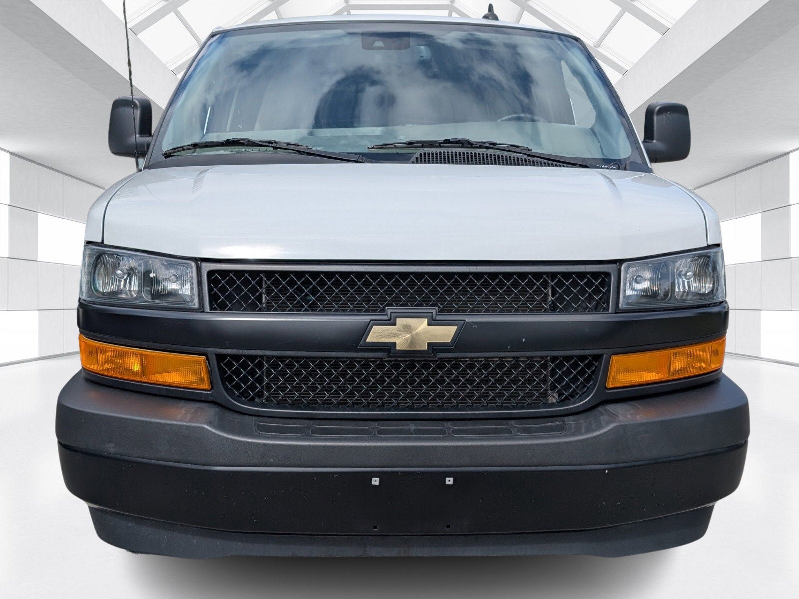 2023 Chevrolet Express Passenger LS