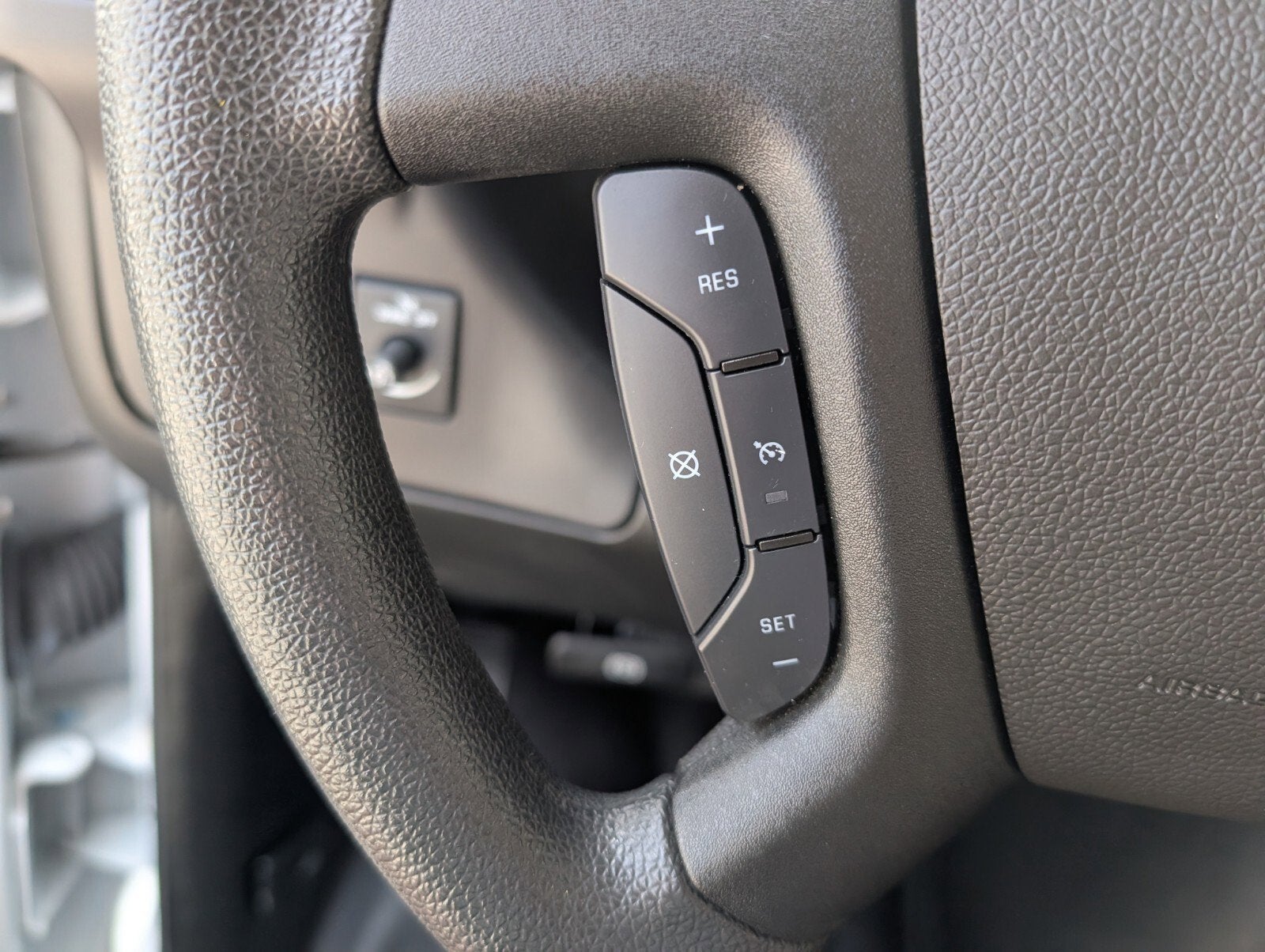 2023 Chevrolet Express Passenger LS