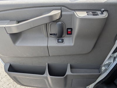 2023 Chevrolet Express Passenger LS