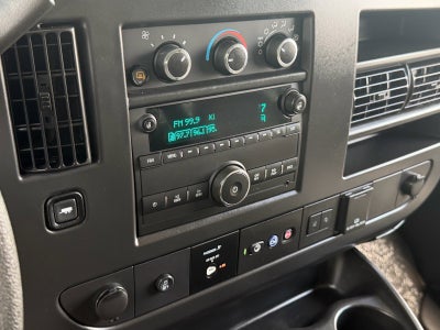 2025 Chevrolet Express Passenger LT