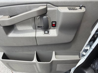 2025 Chevrolet Express Passenger LT