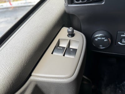 2025 Chevrolet Express Passenger LT