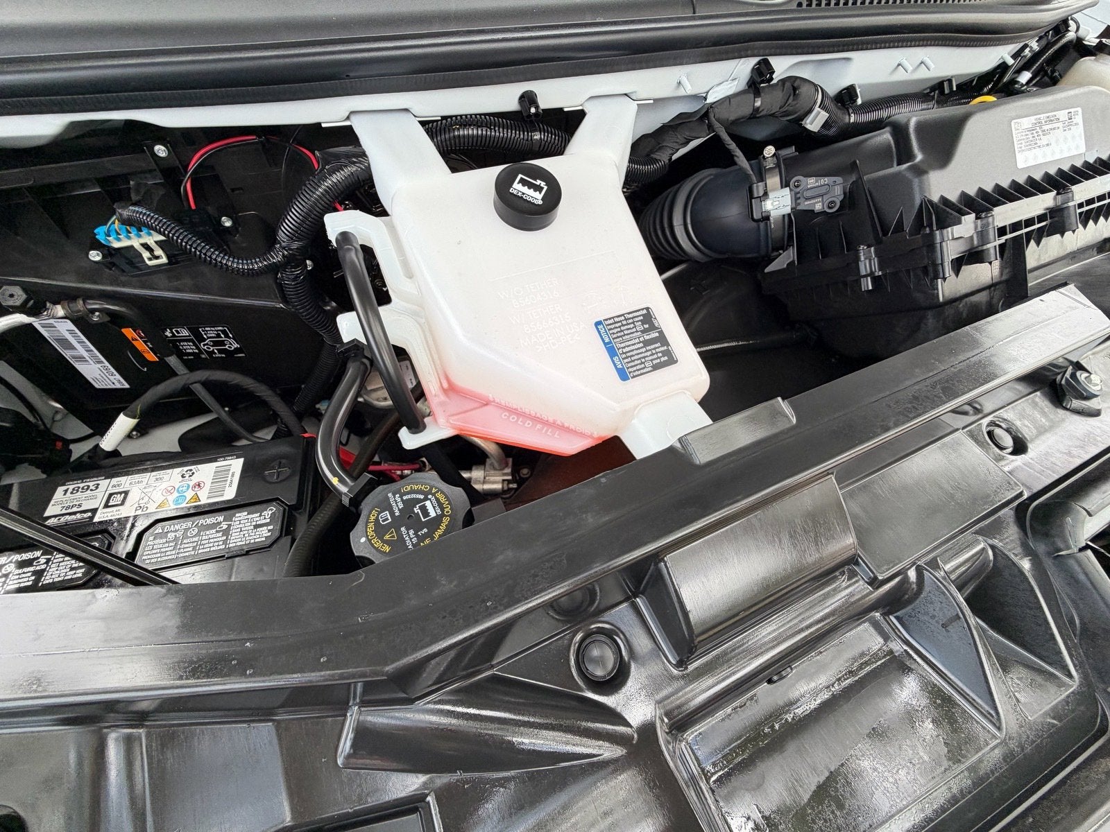 2025 Chevrolet Express Passenger LT