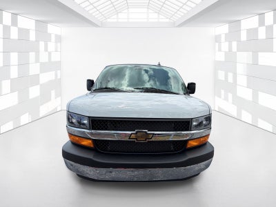 2025 Chevrolet Express Passenger LT