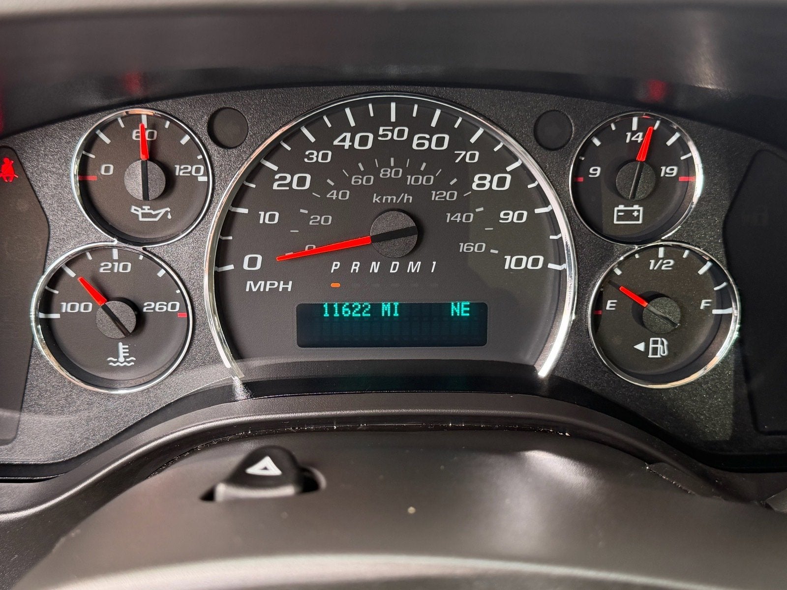 2025 Chevrolet Express Passenger LT