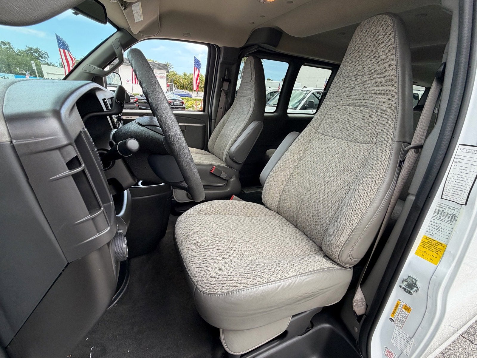 2025 Chevrolet Express Passenger LT