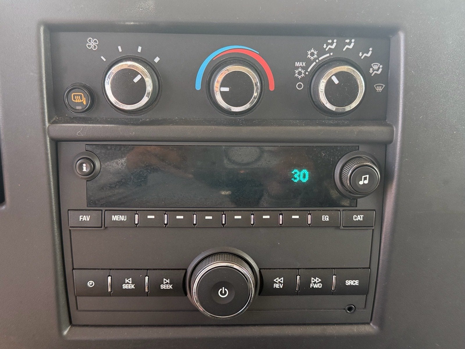 2024 Chevrolet Express Passenger LT