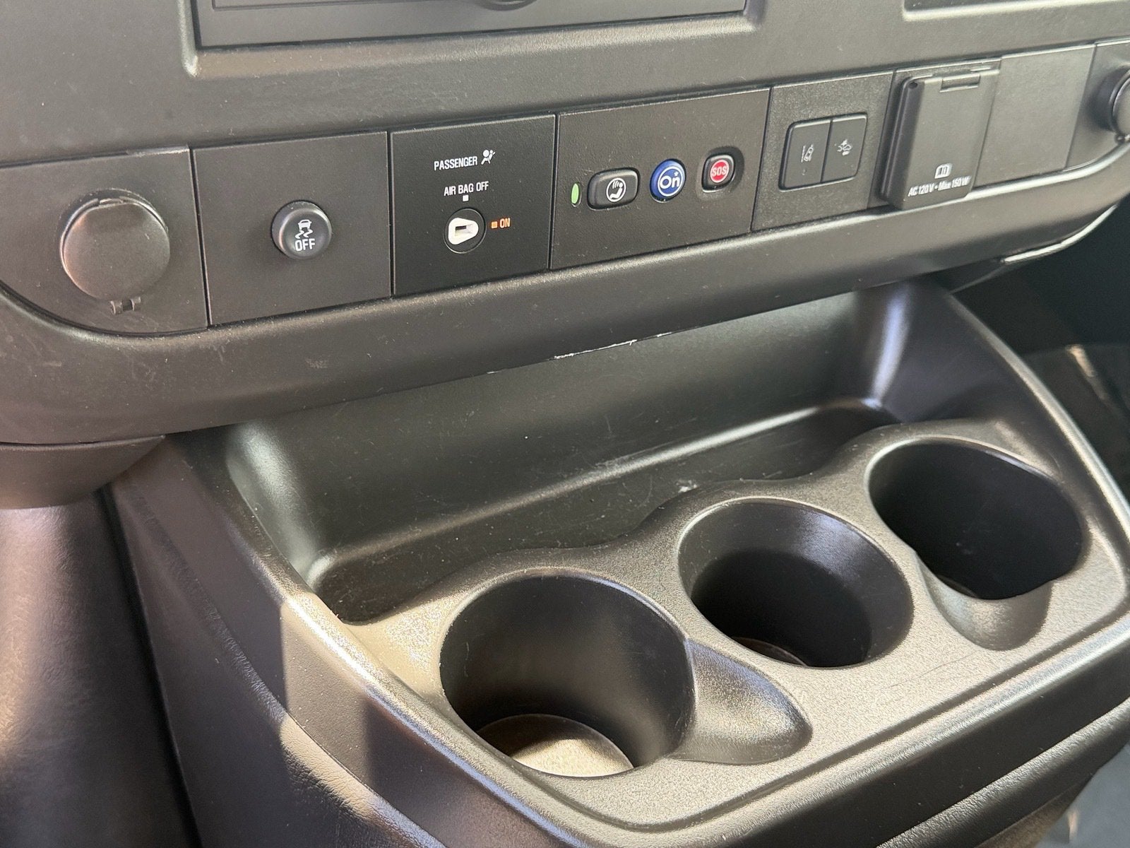 2024 Chevrolet Express Passenger LT