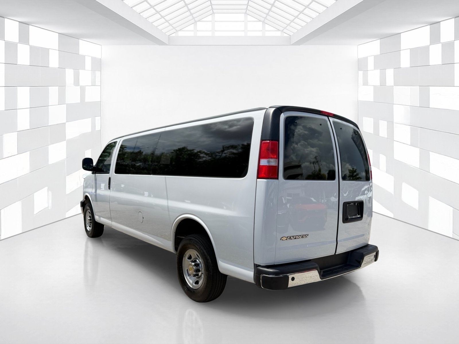 2024 Chevrolet Express Passenger LT