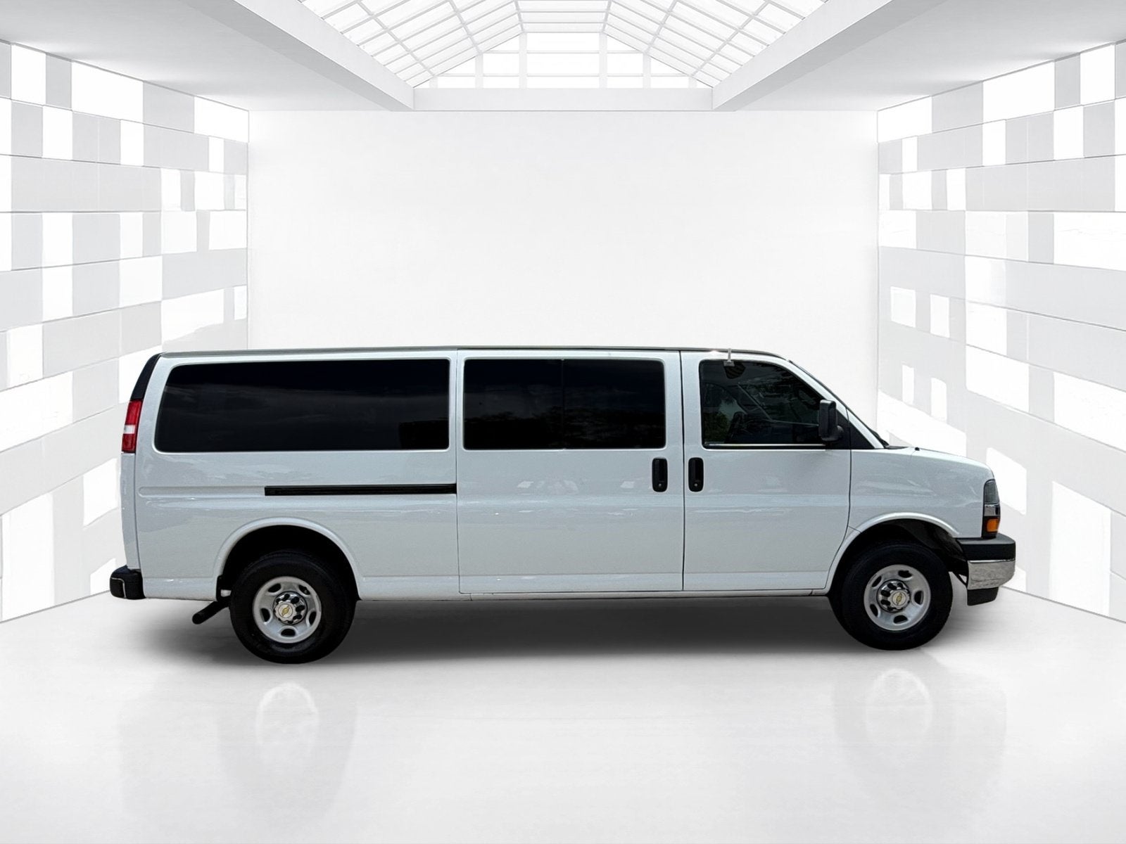 2024 Chevrolet Express Passenger LT