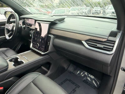 2024 GMC Acadia FWD Denali