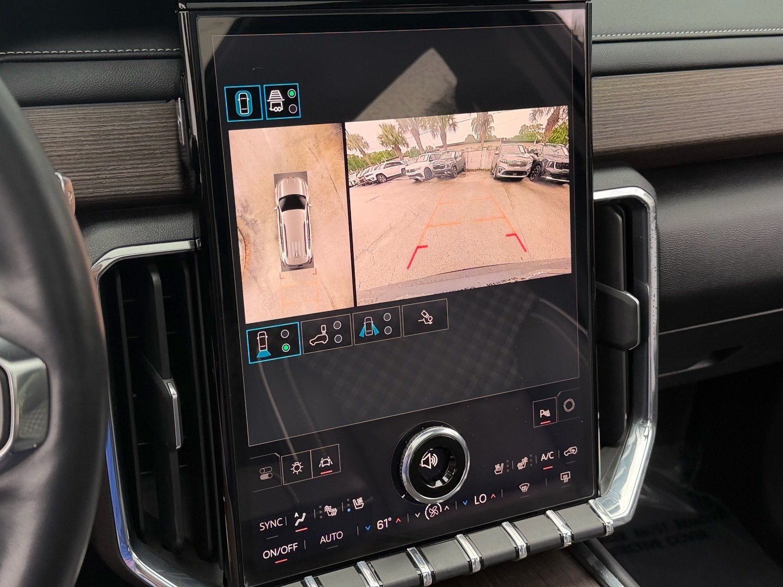 2024 GMC Acadia FWD Denali