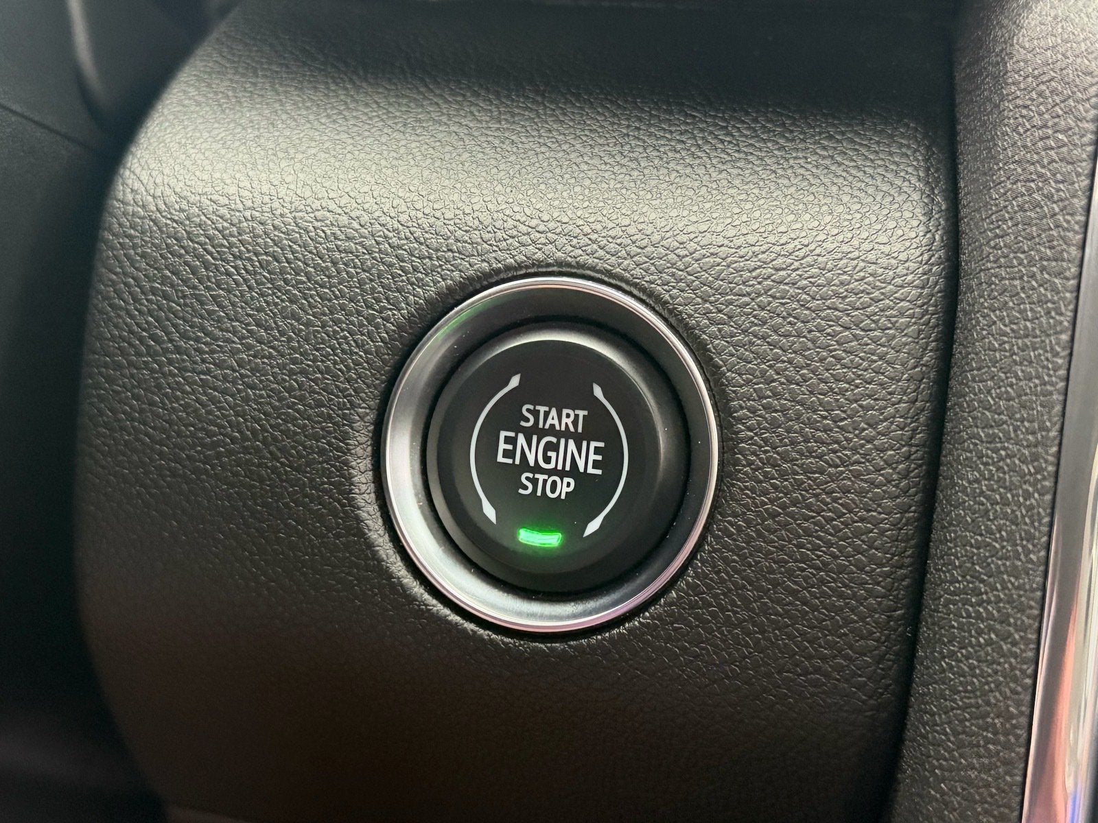 2024 GMC Acadia FWD Denali