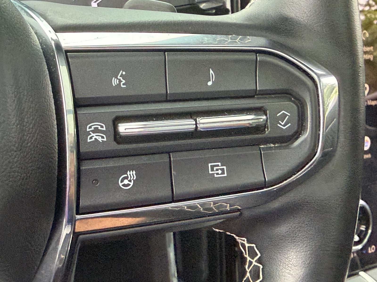 2024 GMC Acadia FWD Denali