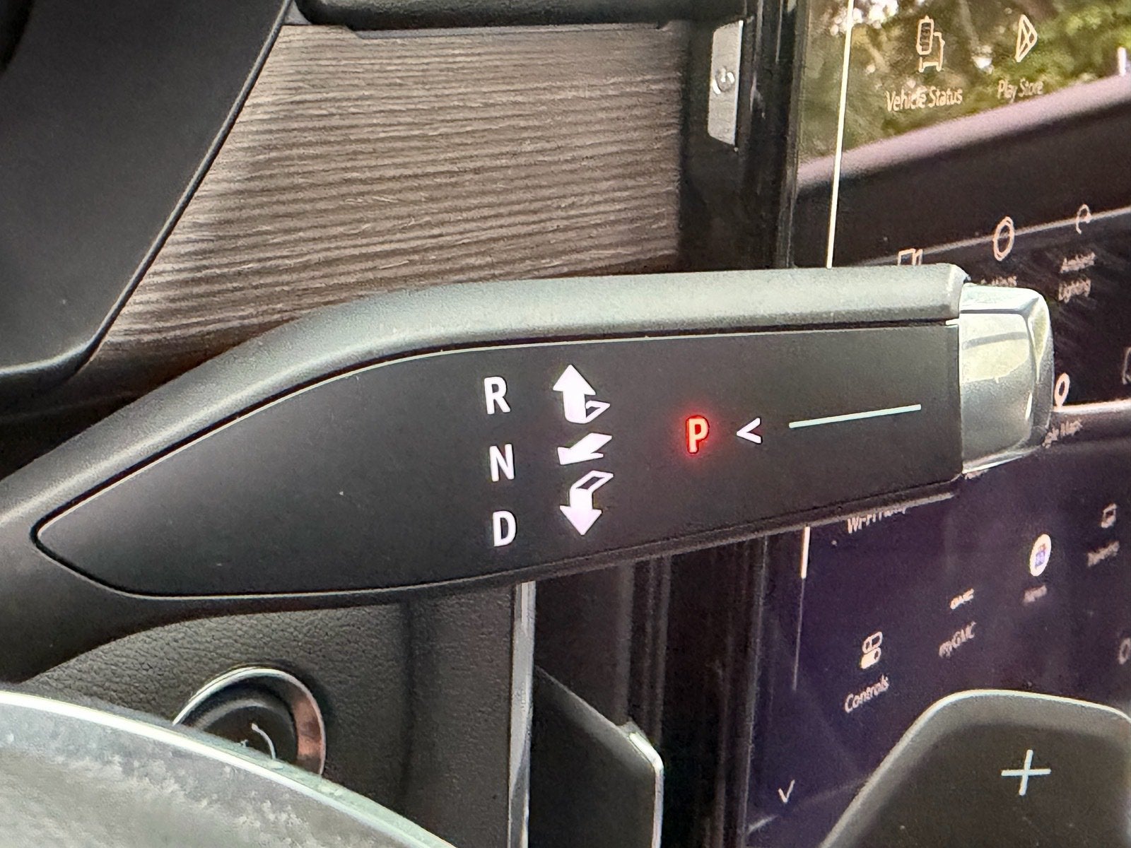 2024 GMC Acadia FWD Denali