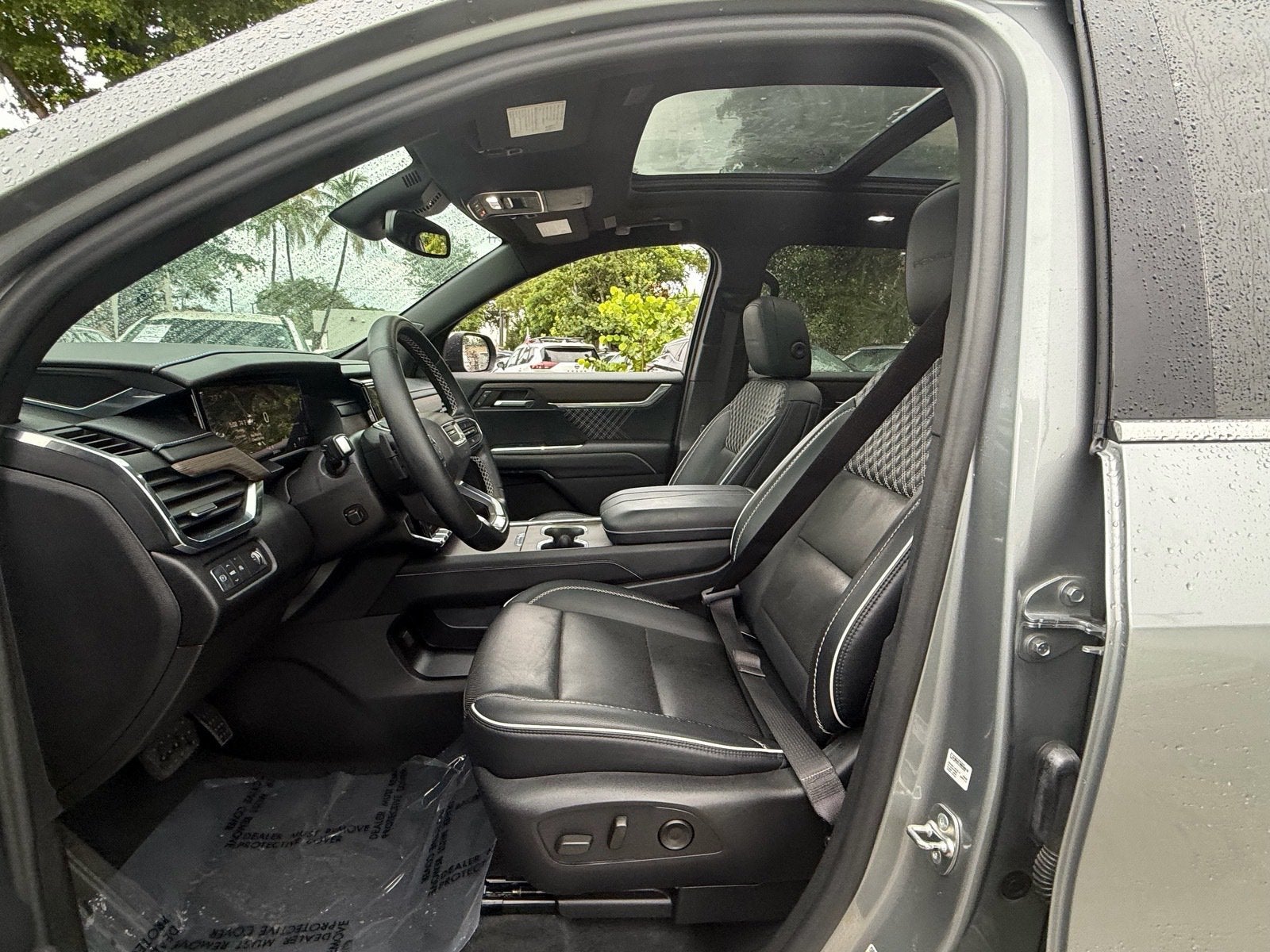 2024 GMC Acadia FWD Denali