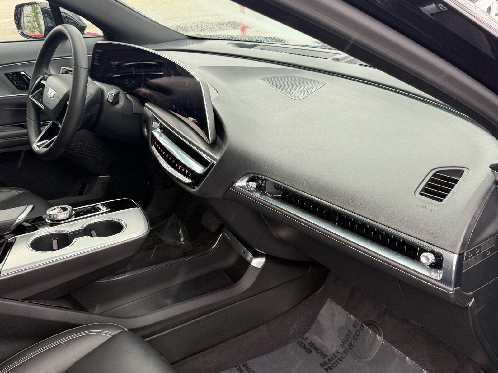 2024 Cadillac LYRIQ Tech