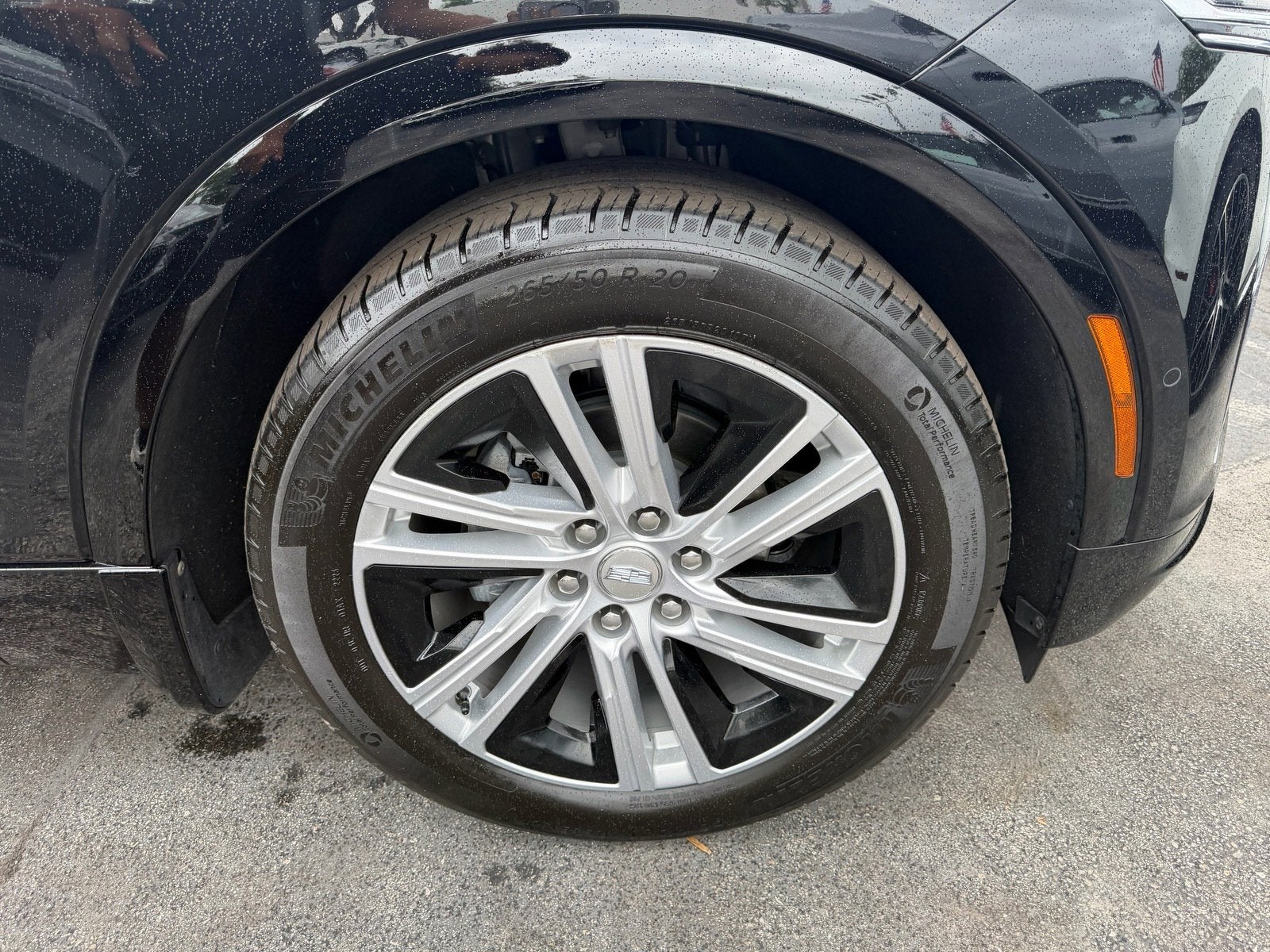 2024 Cadillac LYRIQ Tech