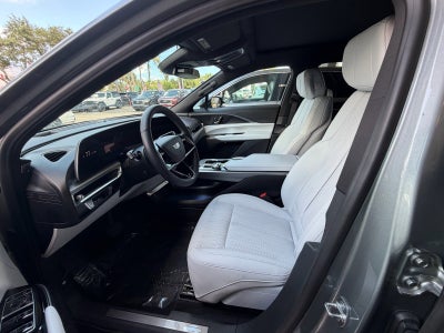 2024 Cadillac LYRIQ Luxury