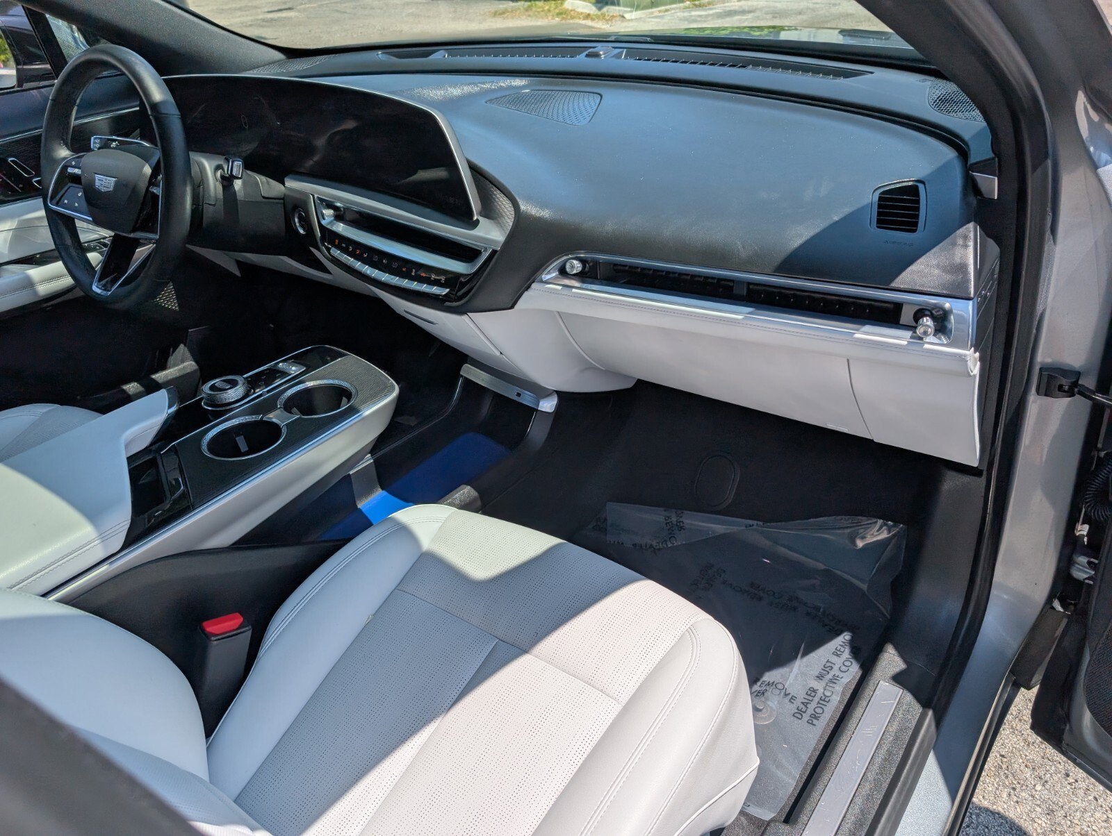 2024 Cadillac LYRIQ Luxury