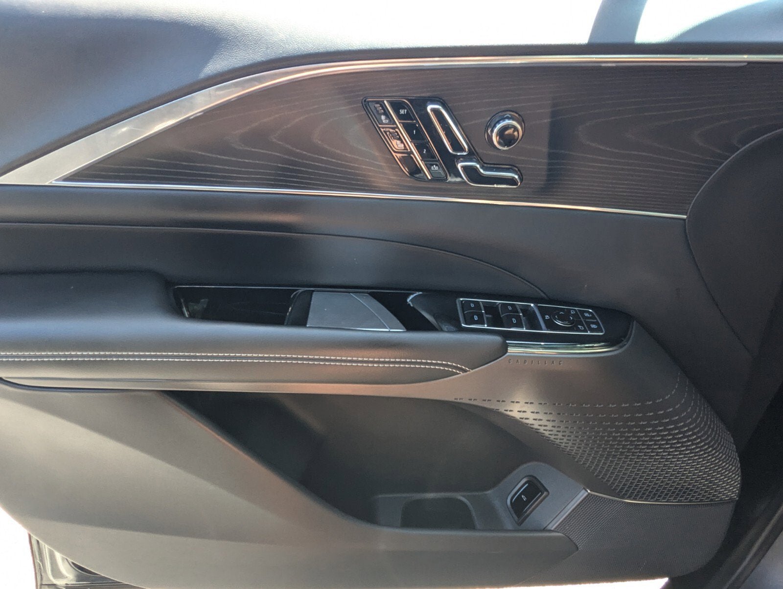 2024 Cadillac LYRIQ Luxury