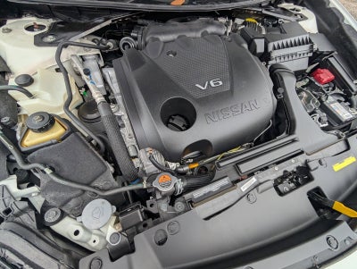 2023 Nissan Maxima SR