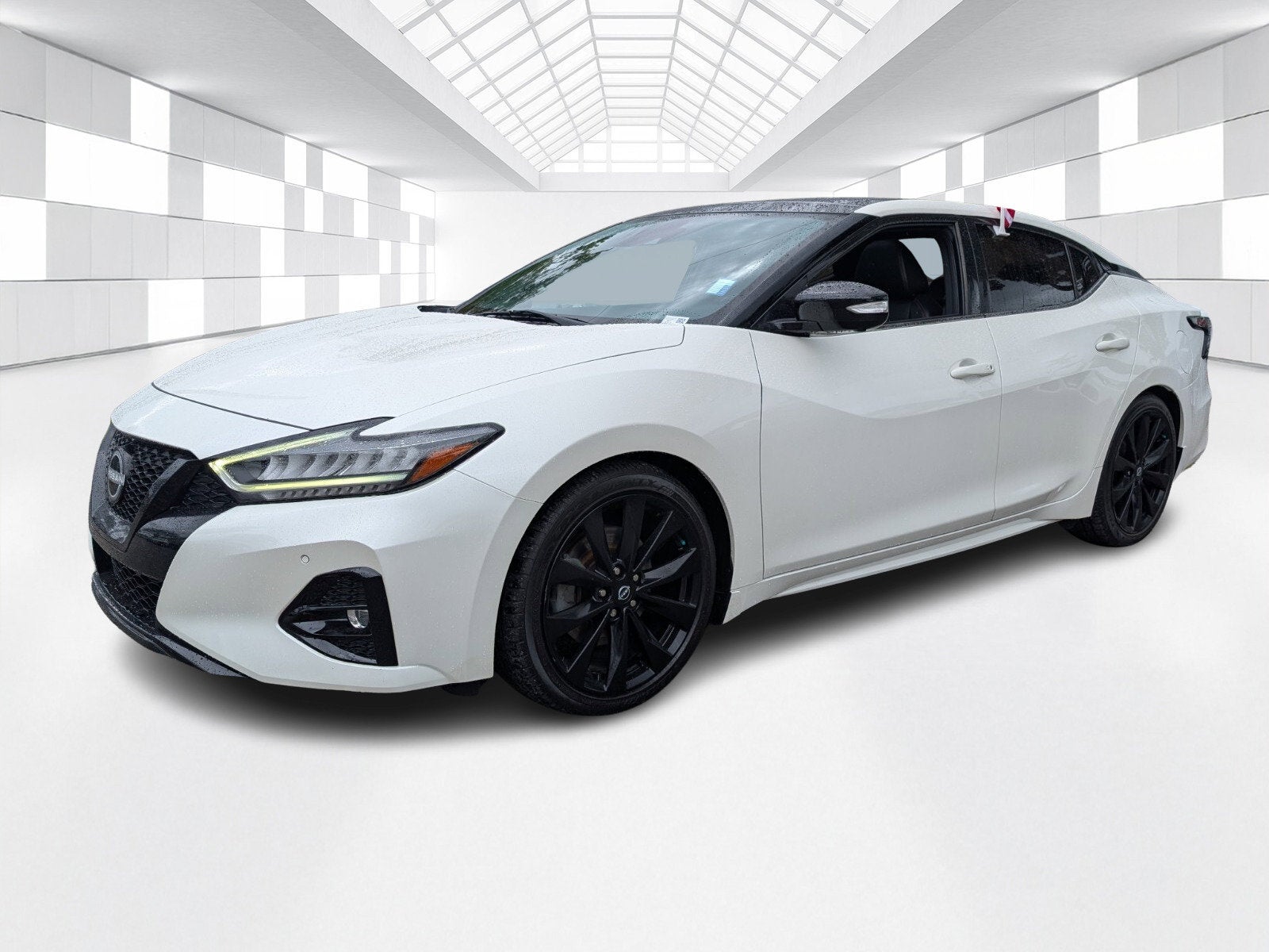 2023 Nissan Maxima SR