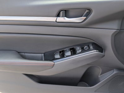 2024 Nissan Altima SR