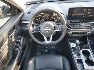 2023 Nissan Altima SR