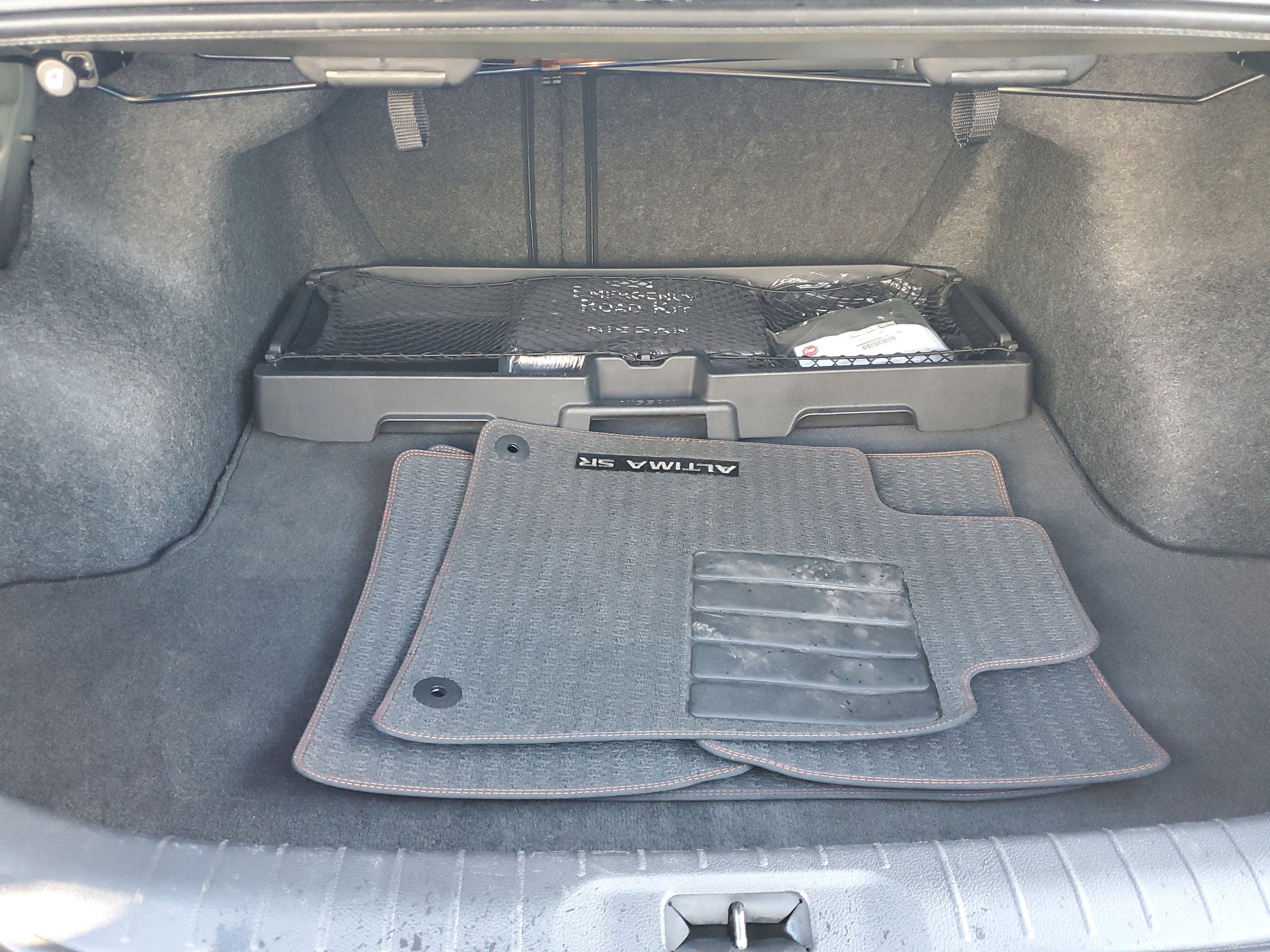 2023 Nissan Altima SR