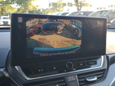 2023 Nissan Altima SR